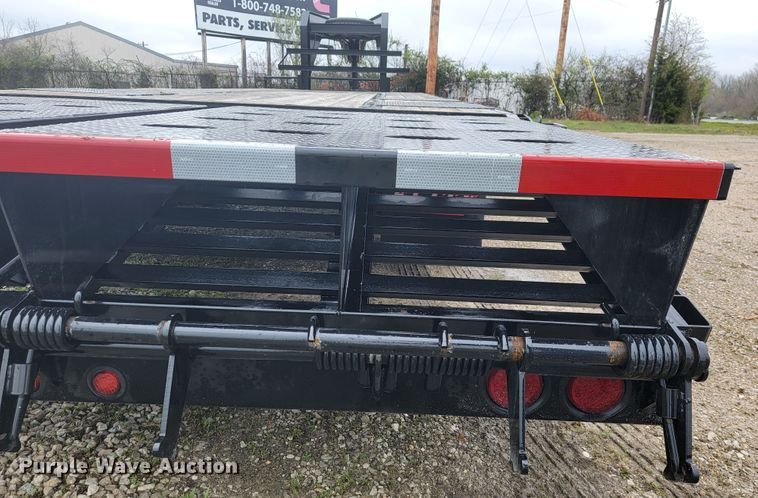 image for item JL9648 2021 Elite  equipment trailer