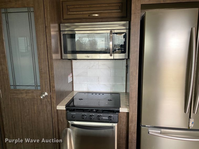 image for item JN9253 2018 Grand Design Solitude  camper