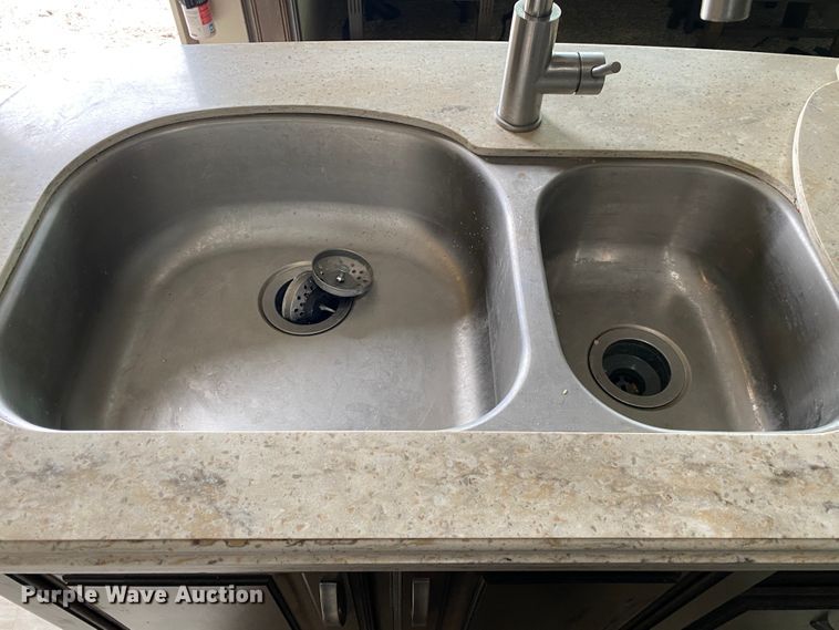 image for item JN9253 2018 Grand Design Solitude  camper