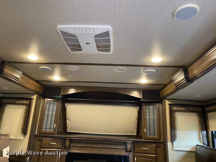 image for item JN9253 2018 Grand Design Solitude  camper