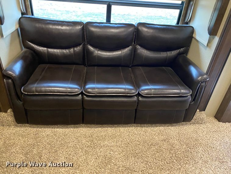 image for item JN9253 2018 Grand Design Solitude  camper