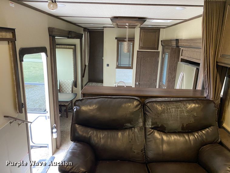 image for item JN9253 2018 Grand Design Solitude  camper