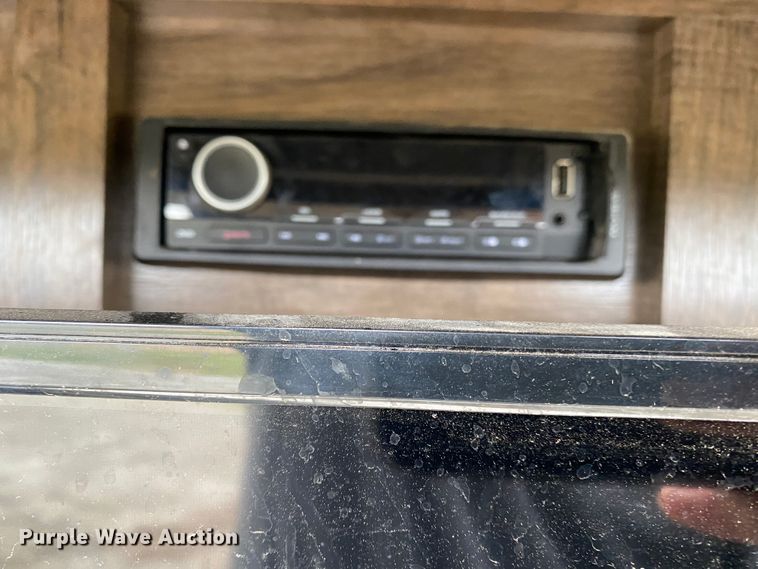 image for item JN9253 2018 Grand Design Solitude  camper