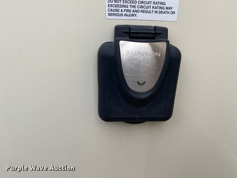 image for item JN9253 2018 Grand Design Solitude  camper