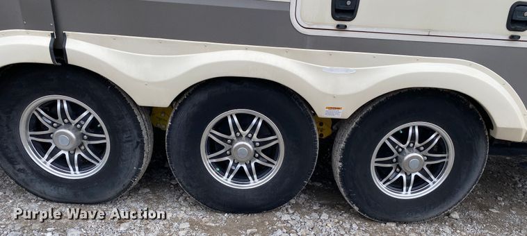 image for item JN9253 2018 Grand Design Solitude  camper