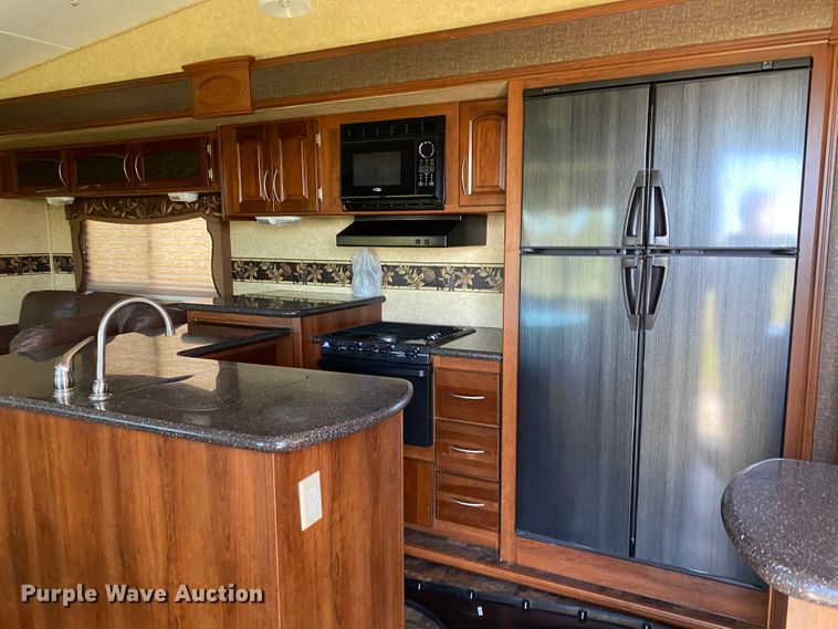 image for item JN9274 2013 Forest River Crusader  camper