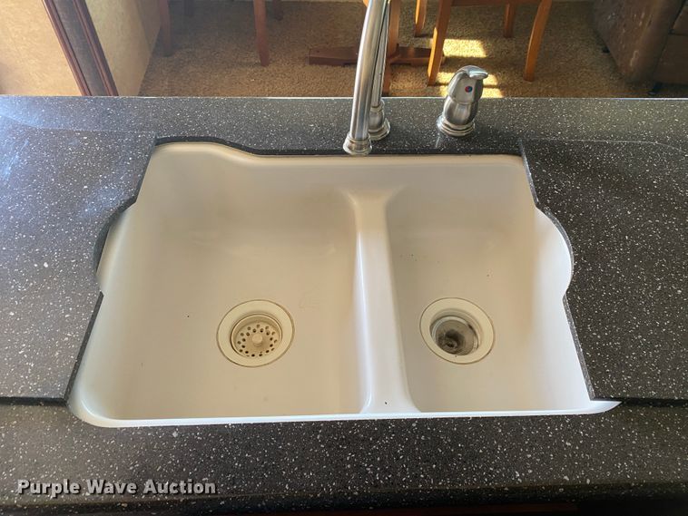 image for item JN9274 2013 Forest River Crusader  camper