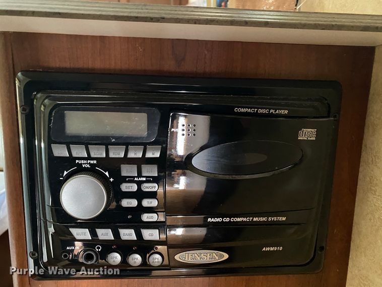 image for item JN9274 2013 Forest River Crusader  camper