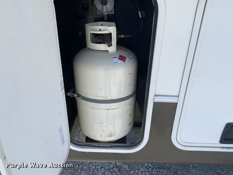 image for item JN9274 2013 Forest River Crusader  camper