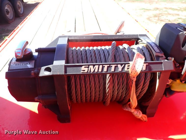 image for item JO9549 2020 PJ Trailers L3362  equipment trailer