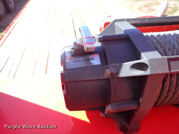 image for item JO9549 2020 PJ Trailers L3362  equipment trailer