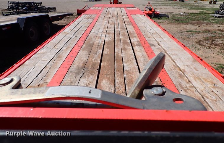 image for item JO9549 2020 PJ Trailers L3362  equipment trailer