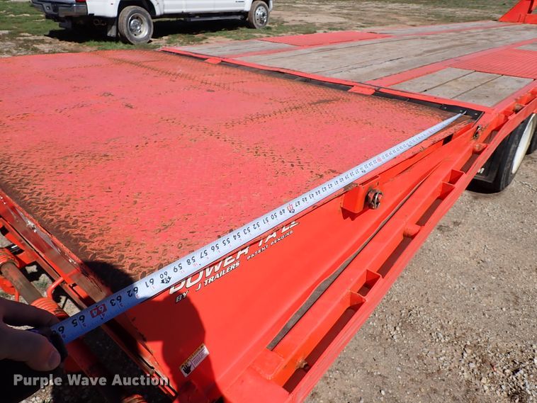 image for item JO9549 2020 PJ Trailers L3362  equipment trailer