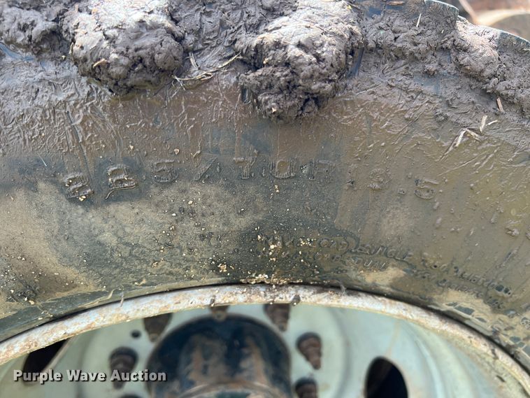 image for item JQ9044 2005 Ford F450 Super Duty  truck cab and chassis