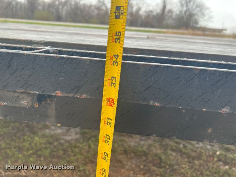 image for item JQ9052 2014 Trailerman  equipment trailer