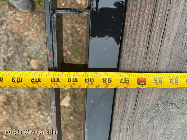 image for item JQ9052 2014 Trailerman  equipment trailer