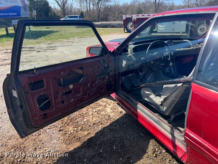 image for item JQ9065 1987 Ford Mustang GT