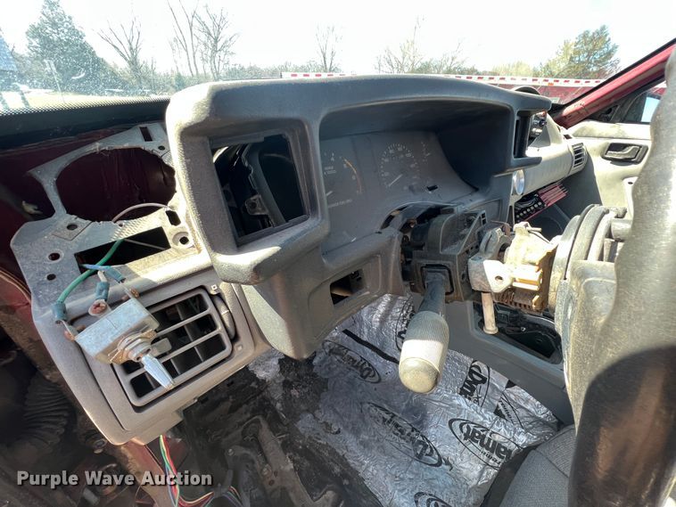 image for item JQ9065 1987 Ford Mustang GT