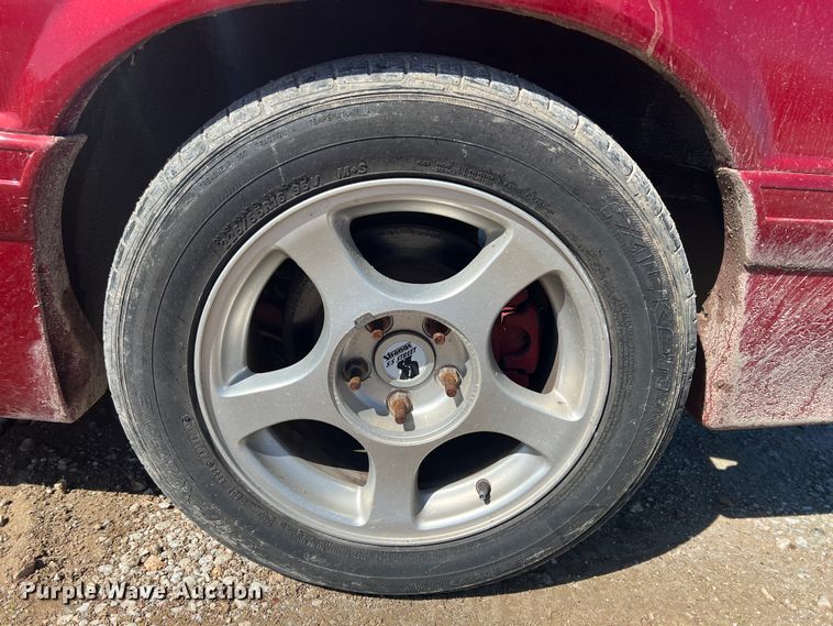 image for item JQ9065 1987 Ford Mustang GT