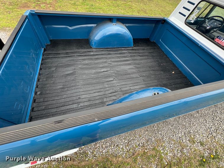 image for item JQ9067 1965 Dodge D100  pickup truck