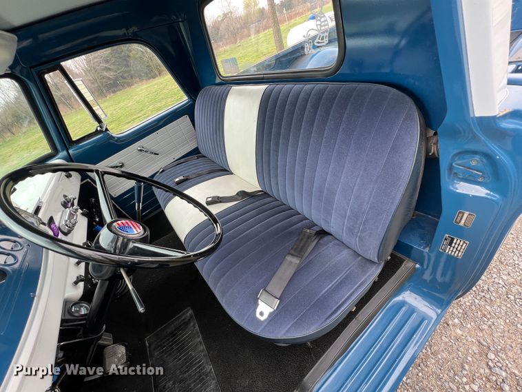 image for item JQ9067 1965 Dodge D100  pickup truck