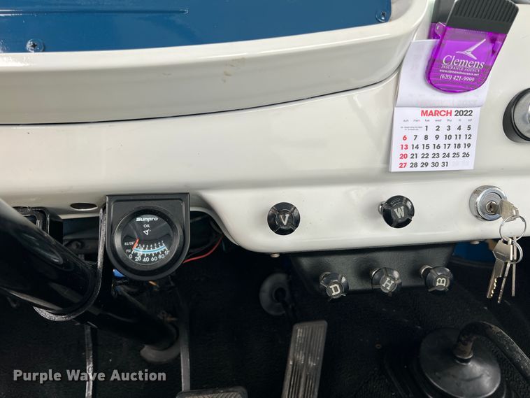 image for item JQ9067 1965 Dodge D100  pickup truck