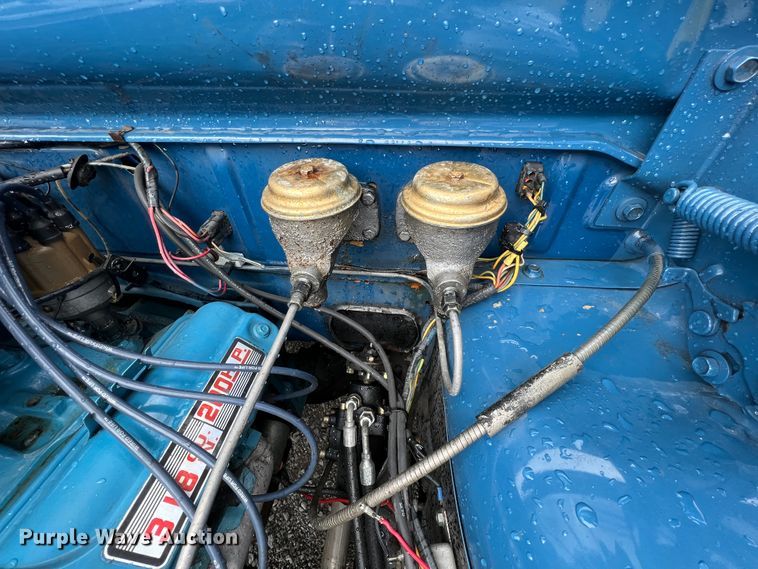 image for item JQ9067 1965 Dodge D100  pickup truck