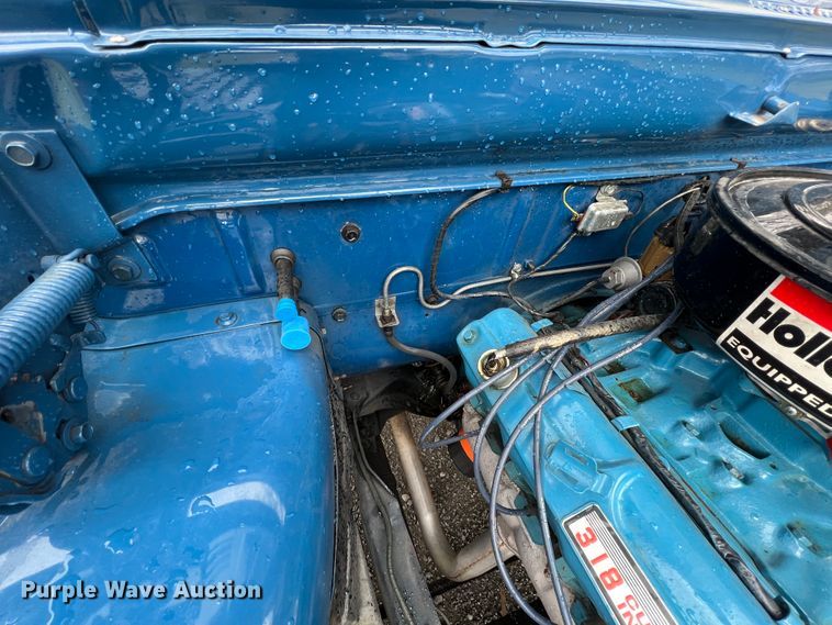 image for item JQ9067 1965 Dodge D100  pickup truck