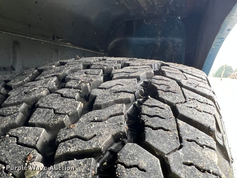 image for item JQ9067 1965 Dodge D100  pickup truck