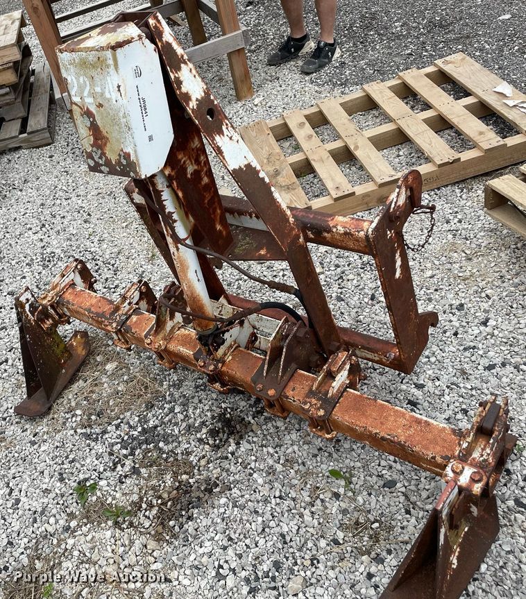 image for item JR9841 Ripper