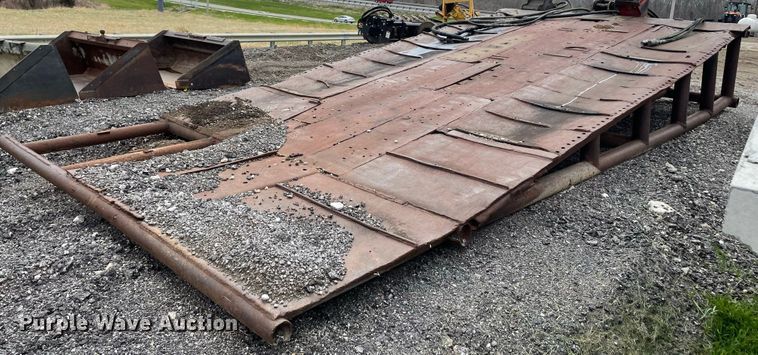 image for item JR9845 Loading ramp