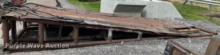 image for item JR9845 Loading ramp