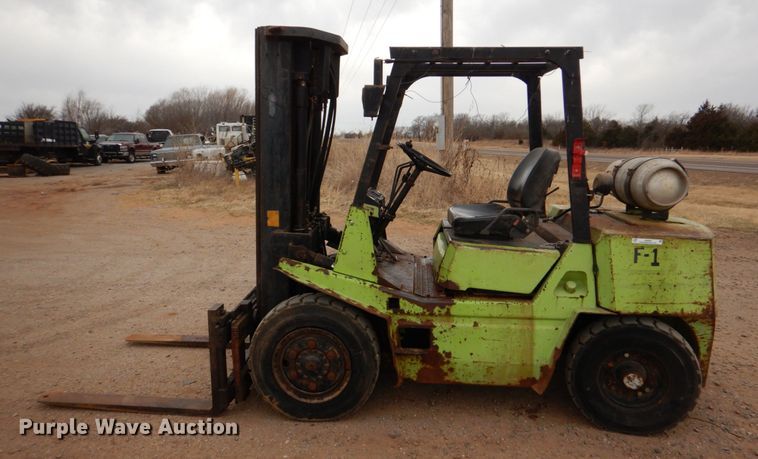 image for item JS9587 TCM FHG36N8  forklift