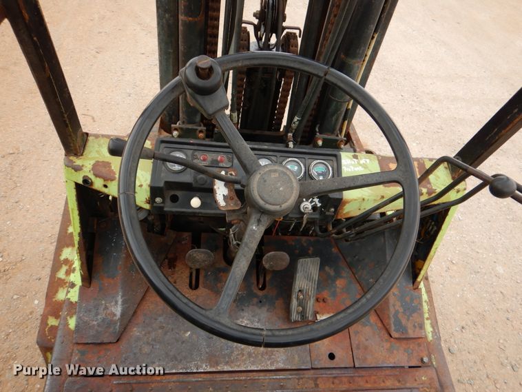 image for item JS9587 TCM FHG36N8  forklift