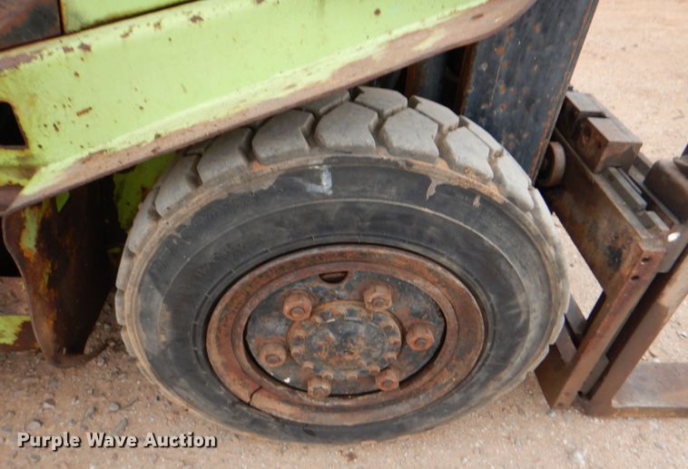 image for item JS9587 TCM FHG36N8  forklift