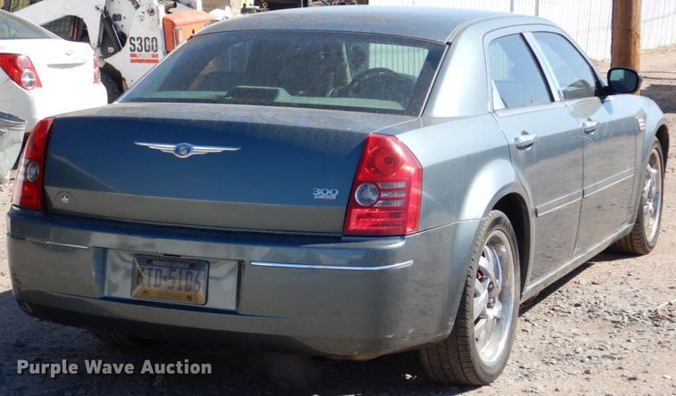 image for item JY9224 2005 Chrysler 300 Limited
