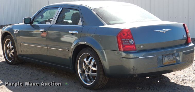 image for item JY9224 2005 Chrysler 300 Limited