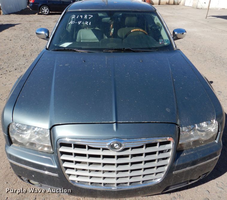 image for item JY9224 2005 Chrysler 300 Limited