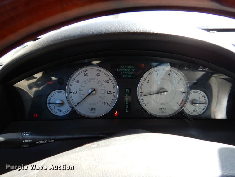 image for item JY9224 2005 Chrysler 300 Limited