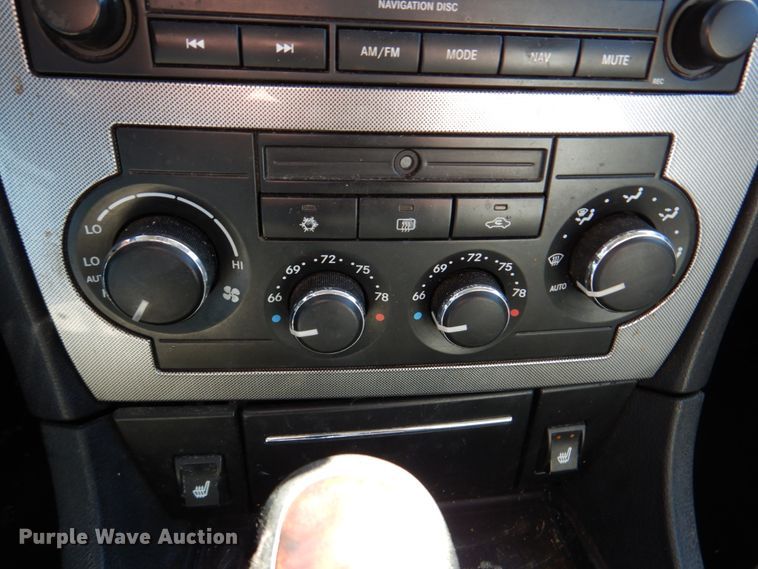 image for item JY9224 2005 Chrysler 300 Limited