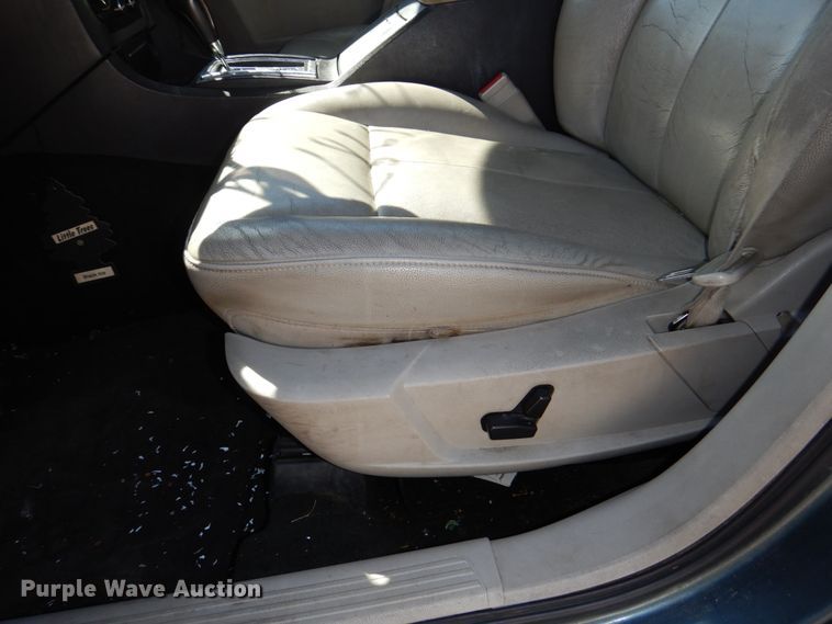 image for item JY9224 2005 Chrysler 300 Limited