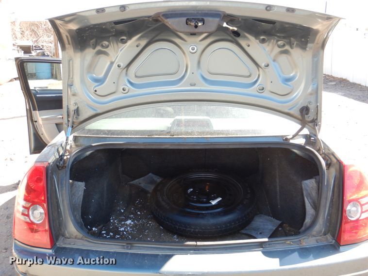 image for item JY9224 2005 Chrysler 300 Limited