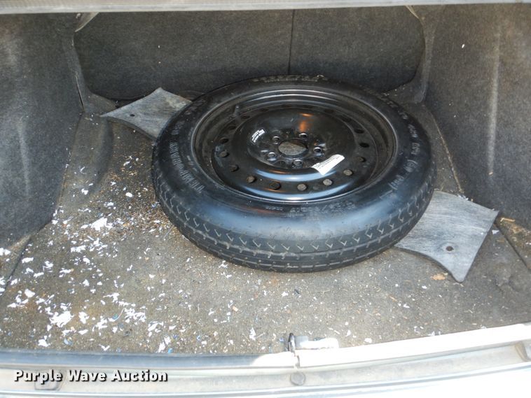 image for item JY9224 2005 Chrysler 300 Limited