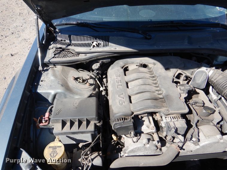 image for item JY9224 2005 Chrysler 300 Limited