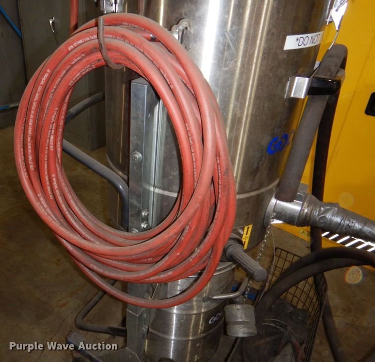 image for item KE9010 (2) Goodway DV-AV-EP vacuums
