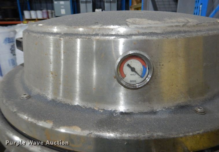image for item KE9010 (2) Goodway DV-AV-EP vacuums