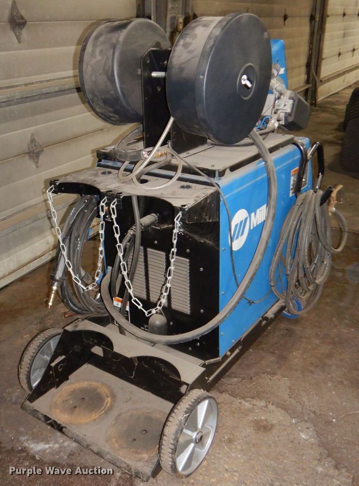 image for item KE9013 Miller PipeWorx 400  welder