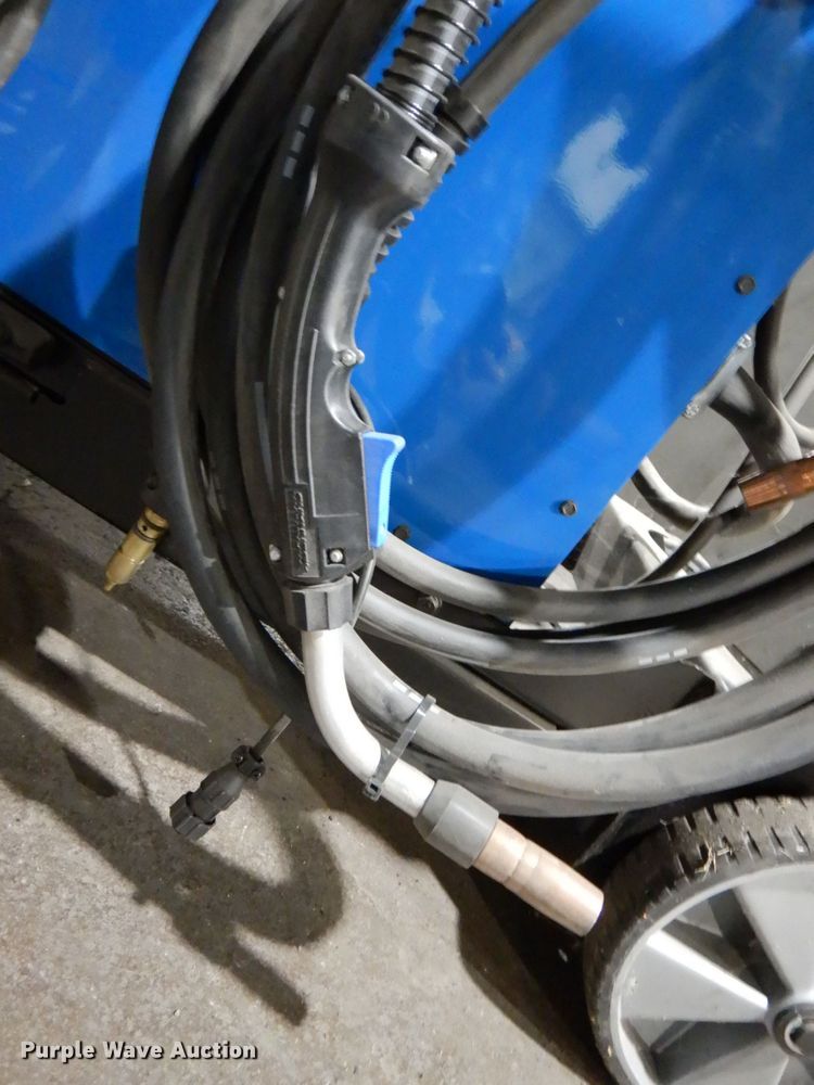 image for item KE9013 Miller PipeWorx 400  welder