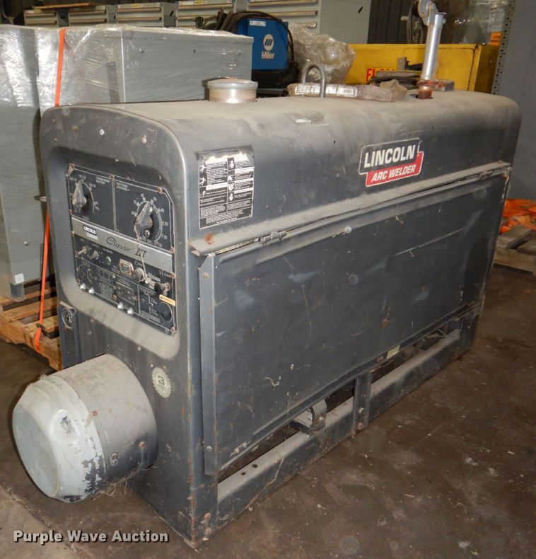 image for item KE9017 Lincoln SA300-TM27  welder