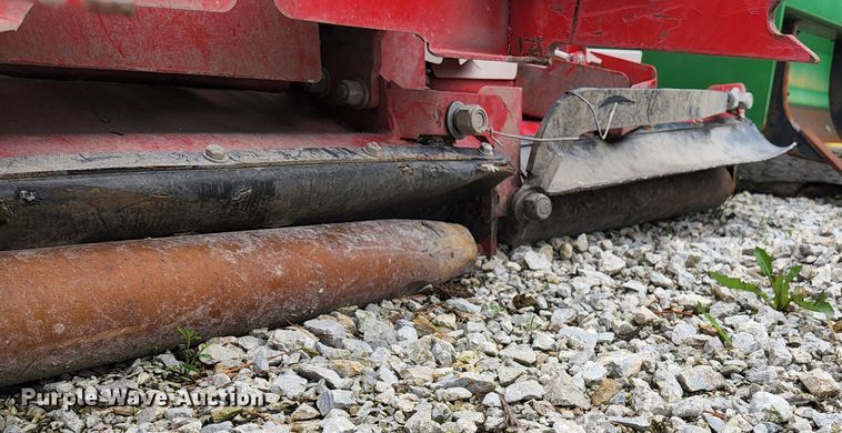 image for item KE9723 Ventrac MJ840  mower deck